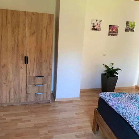 Ferienwohnung Montuerwohnung 公寓 *