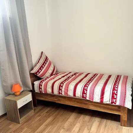 Ferienwohnung Montuerwohnung *