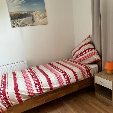 Ferienwohnung Montuerwohnung 公寓 奈拉